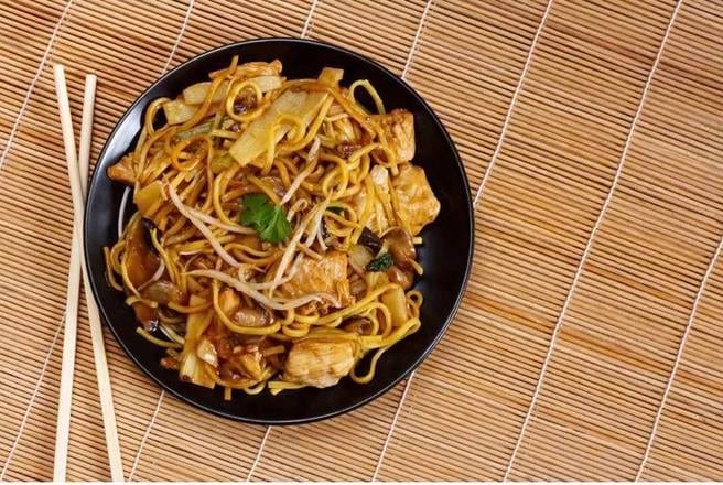 Vegetable Lo Mein.